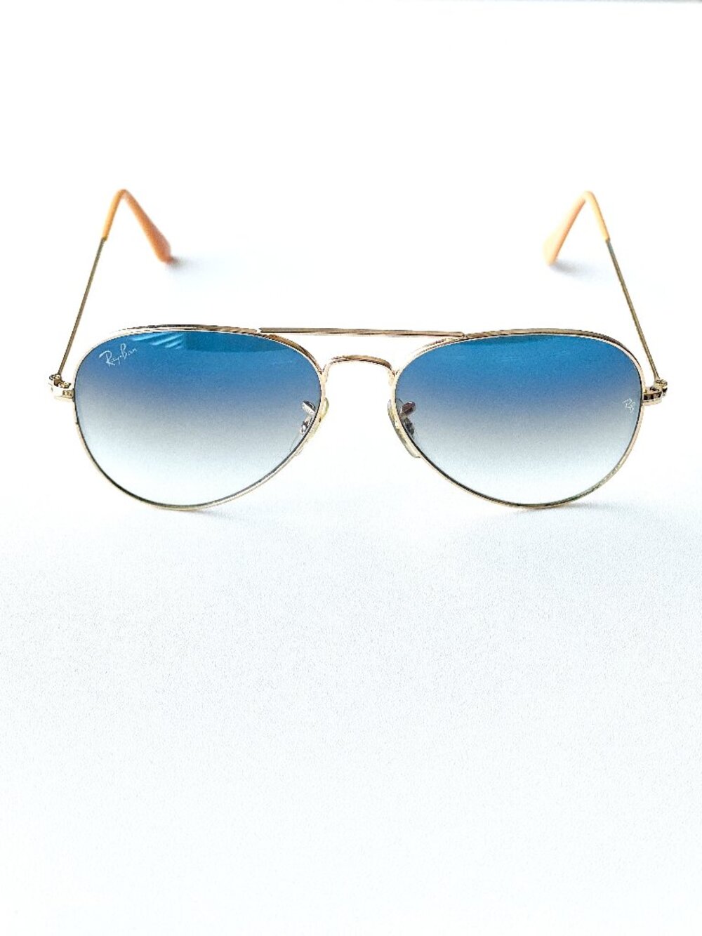 Ray-Ban RB3025 Aviator Sunglasses Arista Gold Light Blue Gradient 55mm w/ Case
